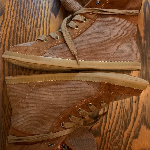 Great Unleashed Boots!!! - Picture 7 of 8